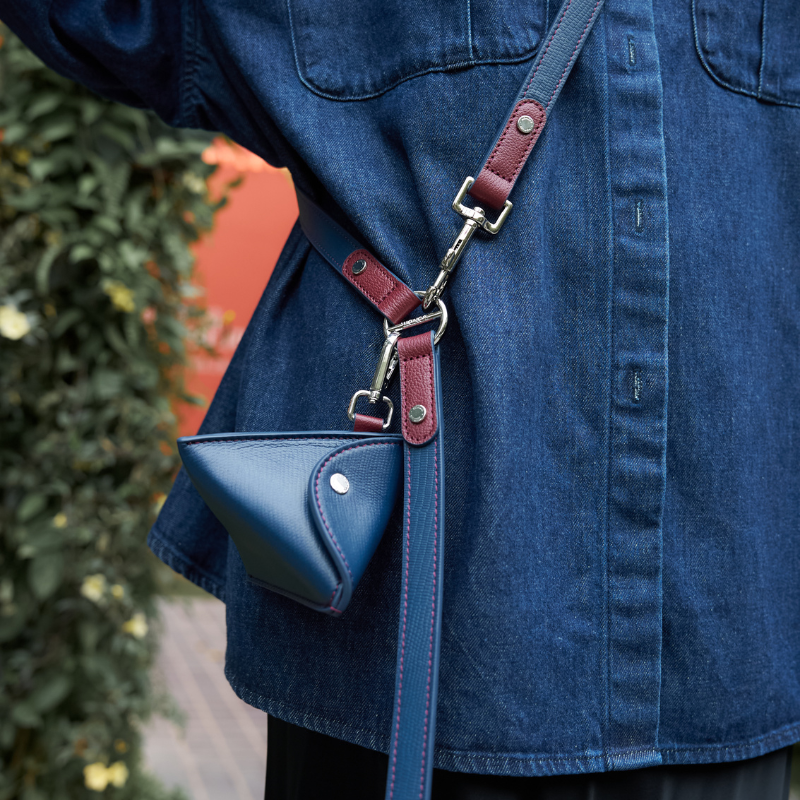 Rosette hands-free leather dog leash hardware